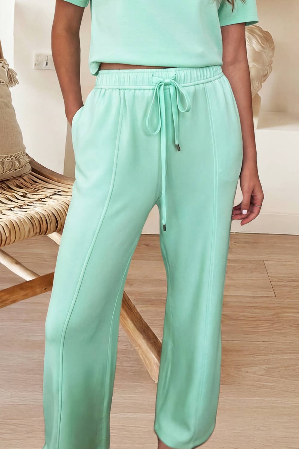 Round Neck Tank Top Drawstring Pants 2pcs Outfit (S-XL)