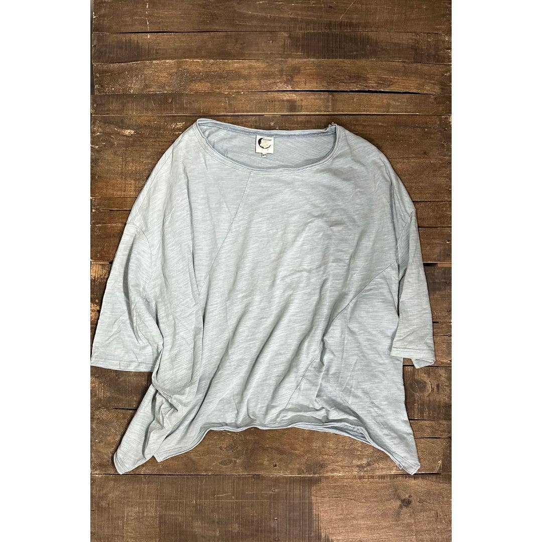 Be Free Top - Vintage Sky