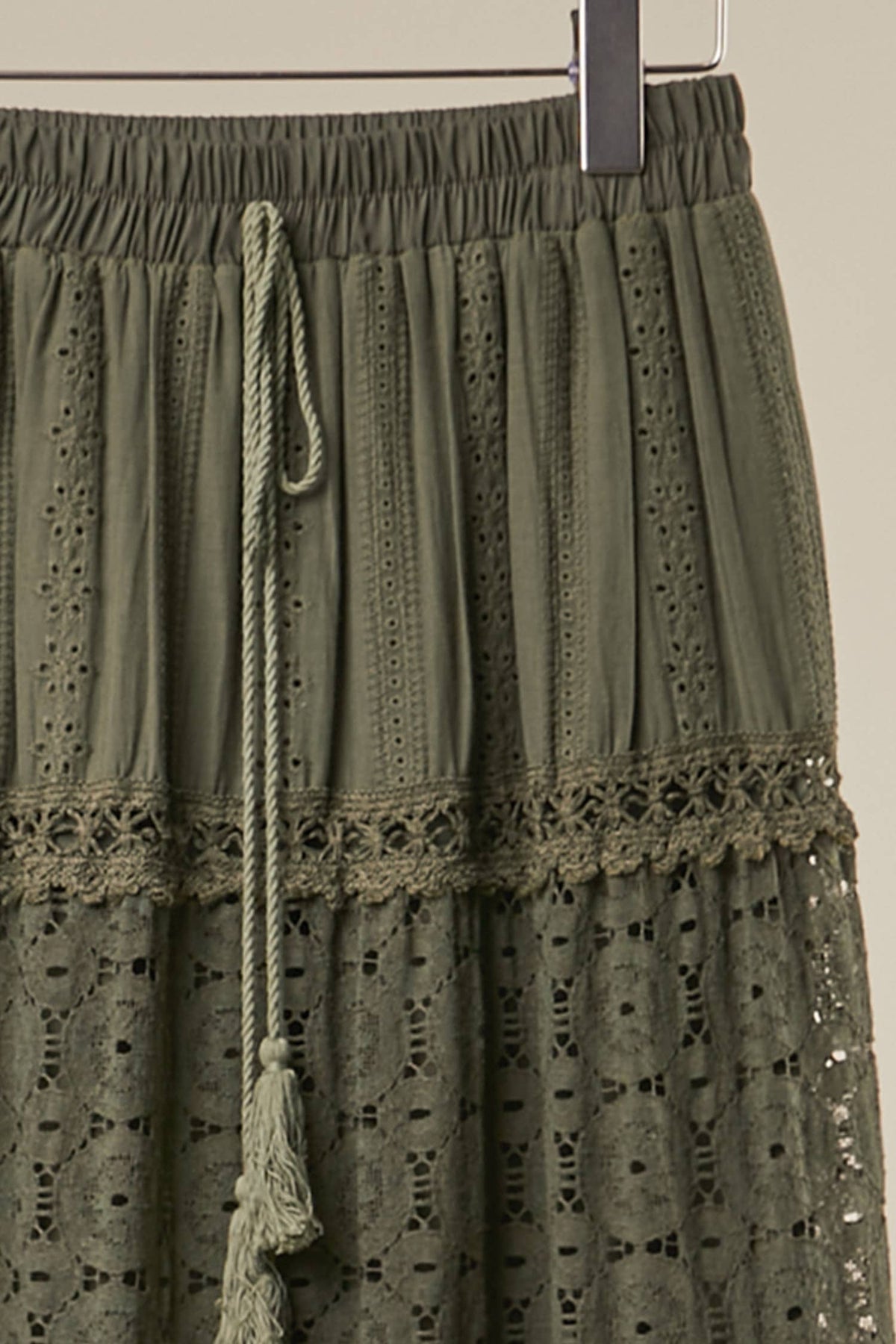 Elastic Waist Maxi Skirt with Lace Trim